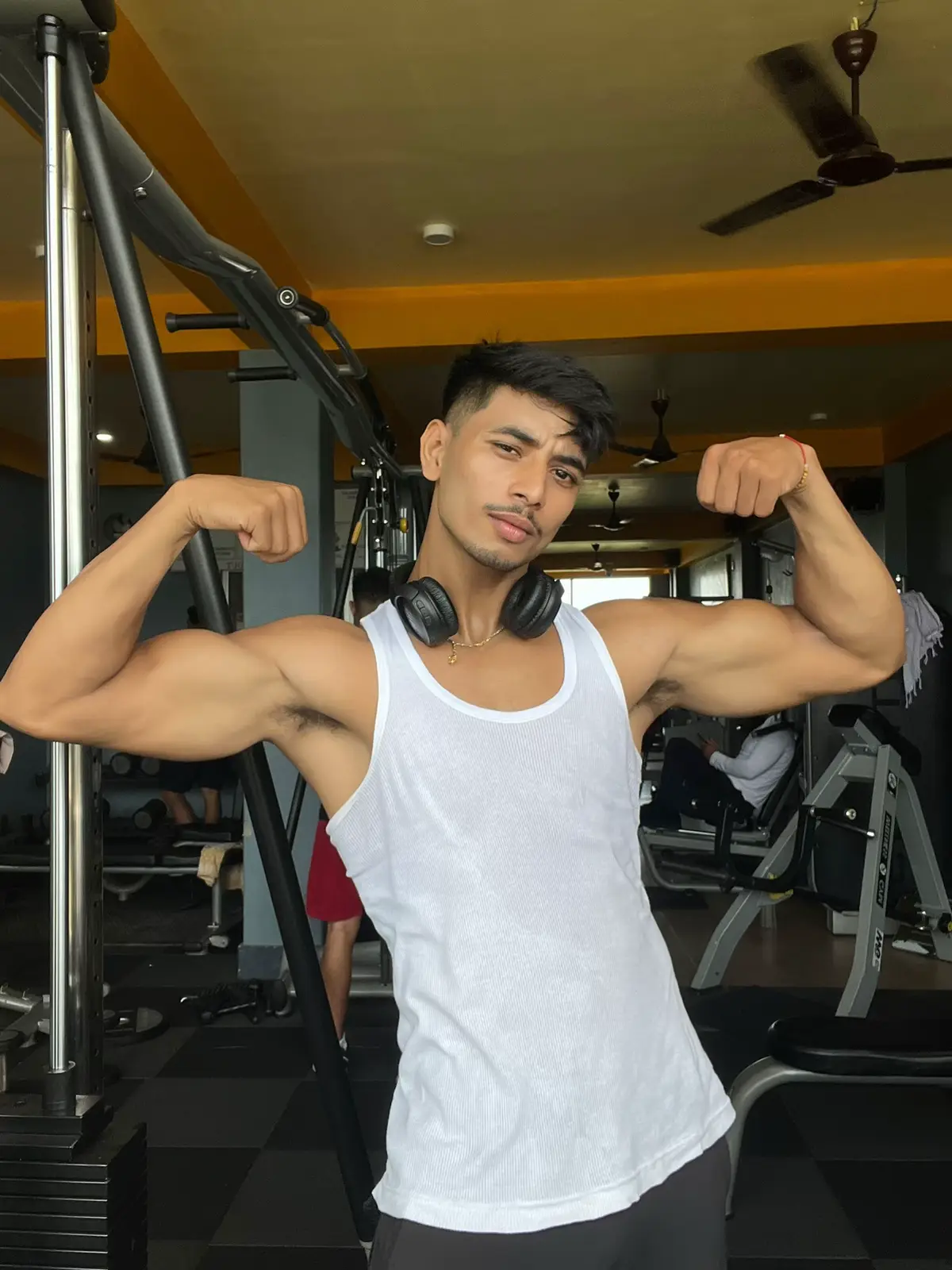 🔱💪 #creatorsearchinsights  . . . . #GymTok #gymrat #Fitness #fyp 