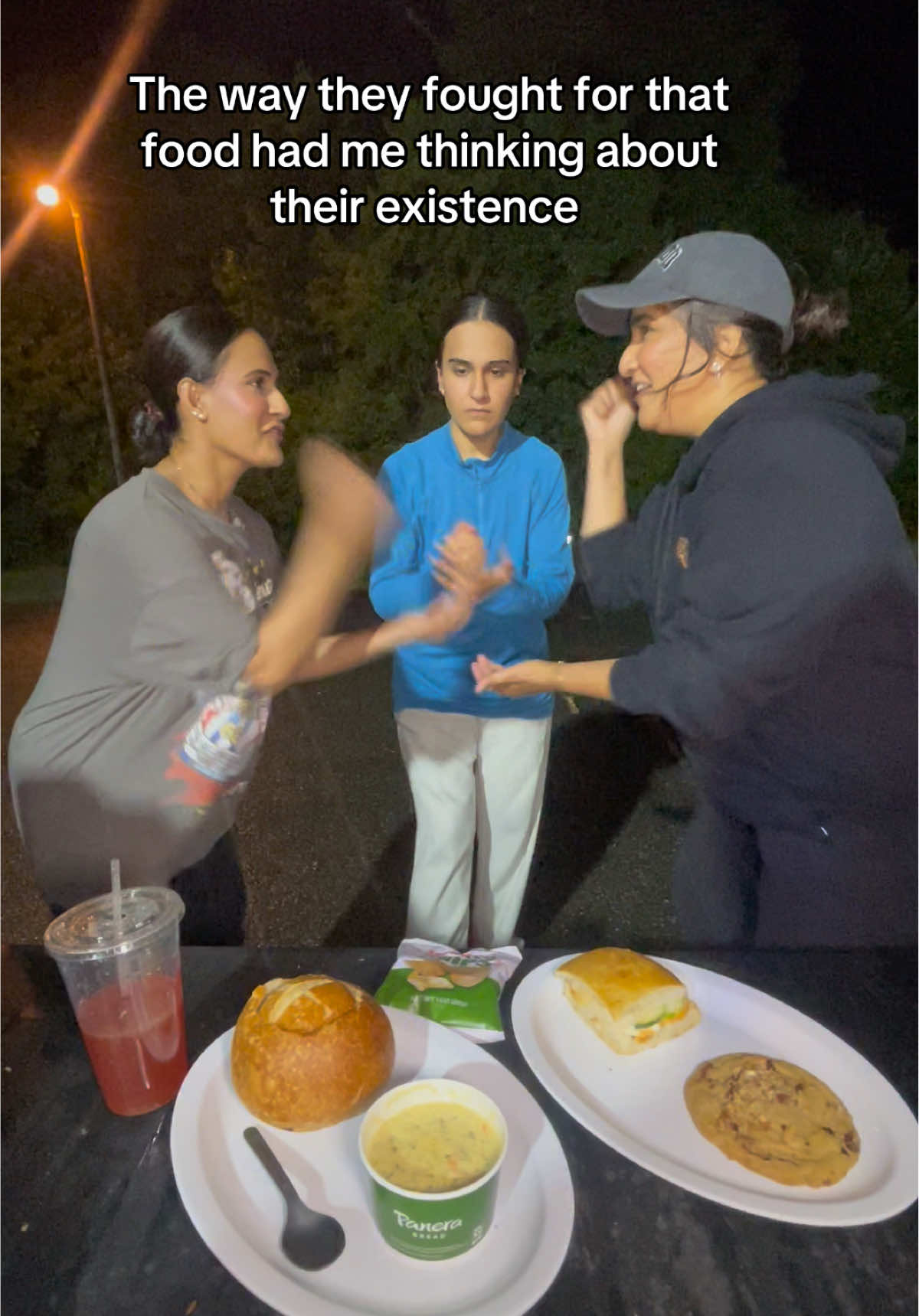 Not @MOONA sharing the cookie 😭#sistersisters #sistersisterz #fyp #foryou #rockpaperscissors #foodchallenge #pakistani_tik_tok #desi #foodtiktok #panera @Panera Bread 