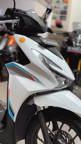 New Striping Honda BeAT CBS Putih Hitam ✅ Tunai  ✅ Kredit dp 300rb an ✅ Angsr Terjangkau ➡️ PERSYARATAN HANYA KIRIM FOTO KTP & KK *ASLI DOMISILI MALANG JAWA TIMUR* (Proses dari rumah) ➡️ Bisa TUKAR TAMBAH Motor yang Lama ( All Merk)  Hubungi ☎️ FARID Kartikassri Malang ( pasar besar ) Tlp/Wa https://wa.me/6285706379931 #HondaBeAT #HondaMalang #HondaMalangRaya #HondaKartikasariMalang 