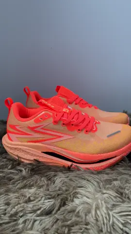 #creatorsearchinsights 2025 New men and women breathable sports shoes  #runningshoes #shoesformenandwomen #sportshoes