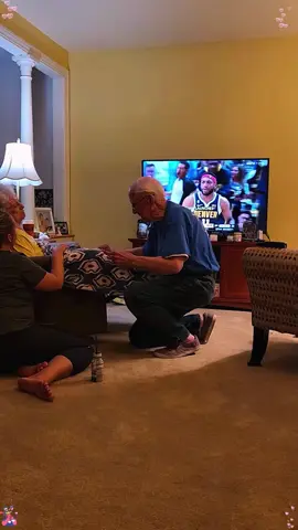 Spending a lifetime together.🥰🥰🥰 #oldcouple #oldpeopleinlove #old #geandma #couple #oldlove #usas #move #loveyou #family 