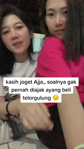 pengen punya ayang yang bisa ajakin beli telor gulung 😔😔 #fyppppppppppppppppppppppp  #telurgulung 