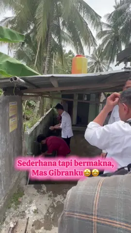 (Jumat, 22 Agustus 2025) Wapres Gibran melaksanakan Sholat Jumat di daerah Poso #wakilpresiden #gibranrakabumingraka #wapresgibran #masgibran #gibran 