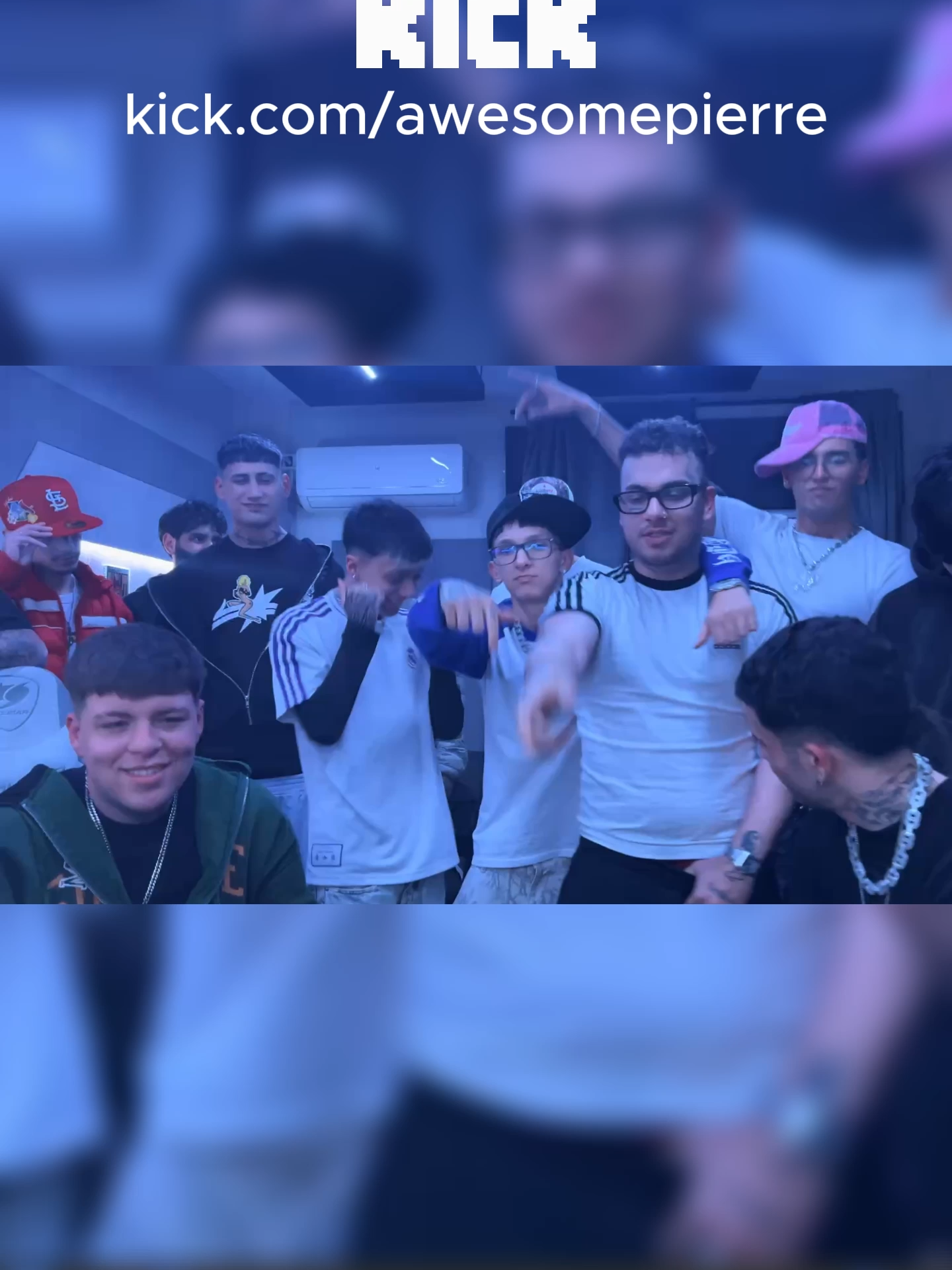 P*ta quiero un cadenon #kick #live @wowpierre @blaghomg @asanyf @jugo777777 @ramiro.vca @amorsoydyan @kidknak @kersebeats @tobidolezor 