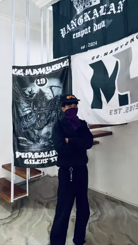 👀