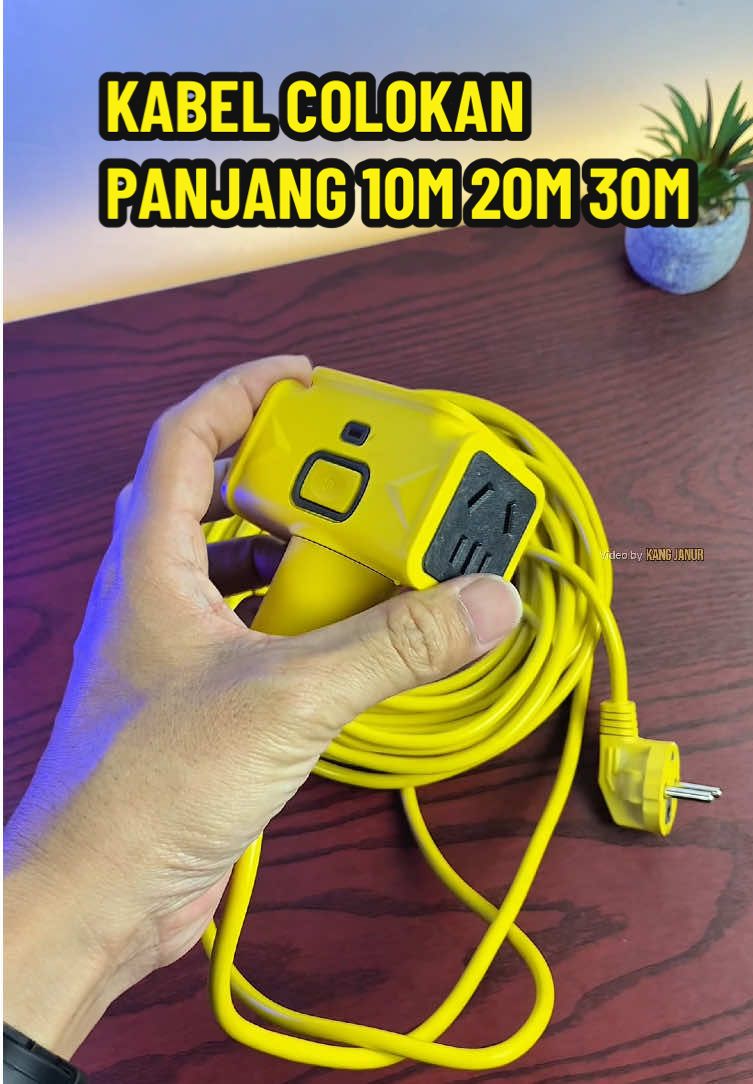 Rekomendasi kabel colokan panjang yang bahannya kuat dari pvc+karet kuat dan nggak mudah pecah, kabelnya juga elastis dan bisa digulung.  #KabelListrik30Meter #ColokanPanjang30Meter  #KabelColokan30Meter  #KabelRollColokan  #PayDaySale 