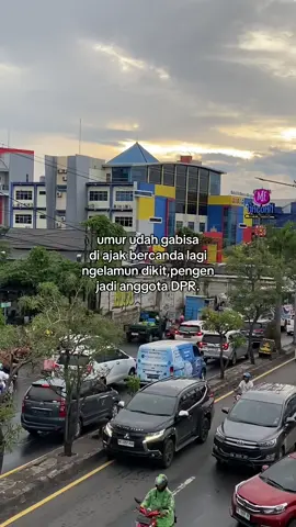 plis untuk siapapun cepuin gue ke pak prabowo:v #kidstersenyum 