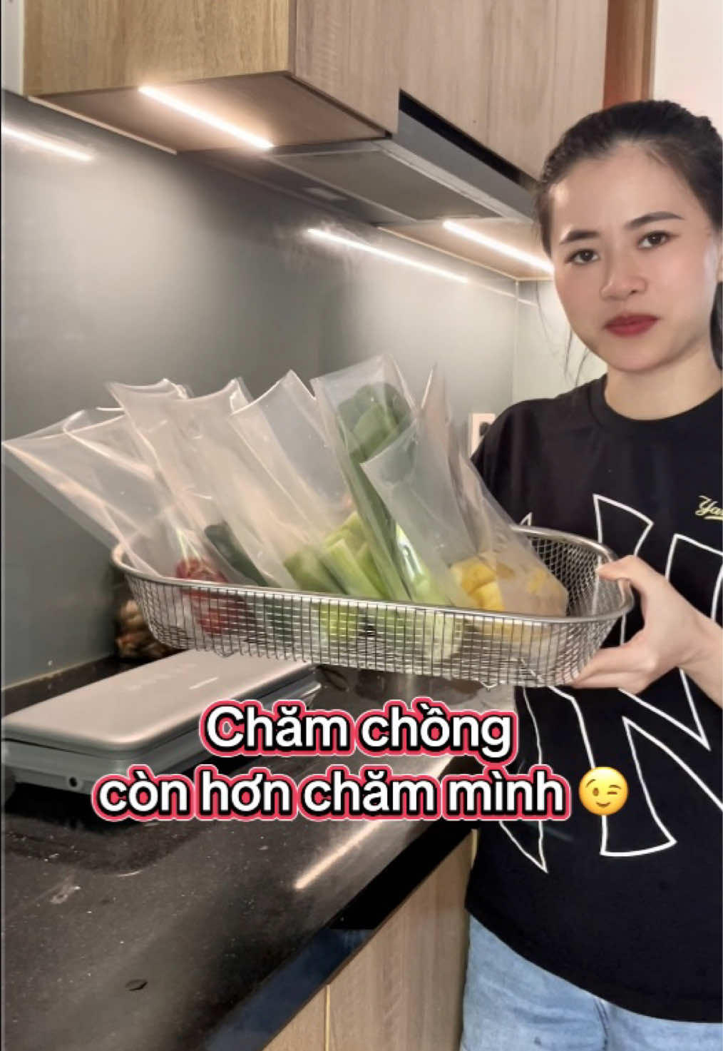 Máy hút chân không bảo quản thực phẩm tươi lâu hơn! #heccihome #hc3800 #mayhutchankhong #tiktokshop 