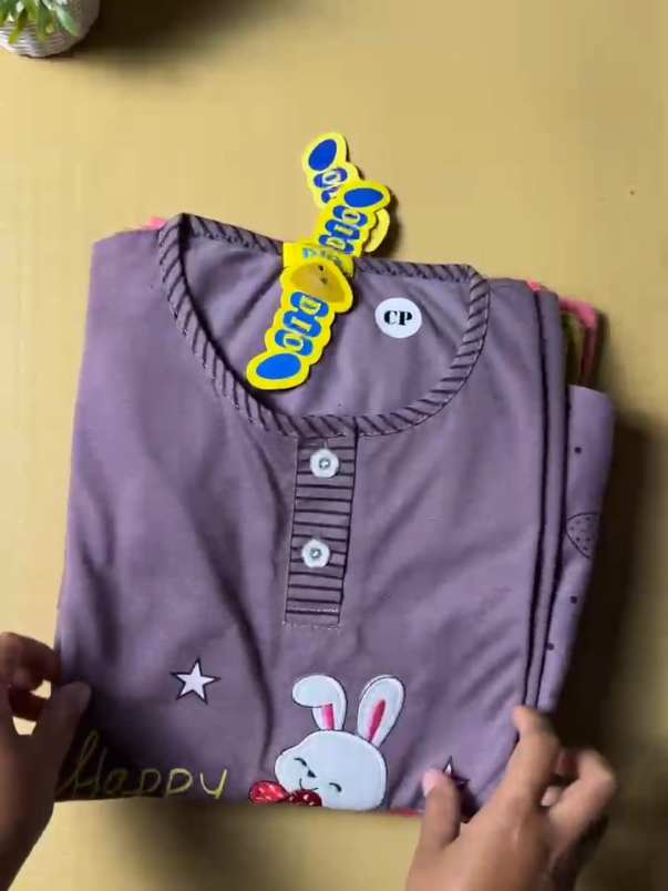 Membalas @retnos85 bahan nya gak terlalu tebal dan gak terlalu tipis juga kak jadi cocok untuk baju harian karna gak bikin gerah😋 #setelankaos #setelanwanita #setelanbabydoll #setelanwanita #bajutidurkaos 