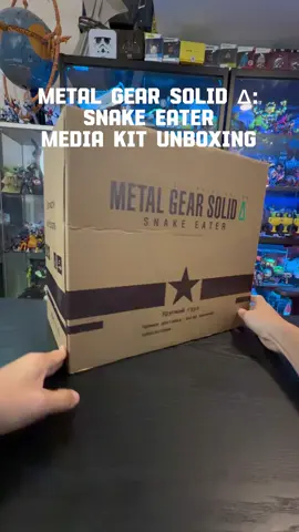 With Metal Gear Solid Δ: Snake Eater launching on 28 August, we’re treated with a stealth box 📦 full of goodies for Konami’s upcoming remake. Let’s get down to unboxing it! #MetalGearSolid #MetalGearSolidDelta #SnakeEater #Konami #Unboxing