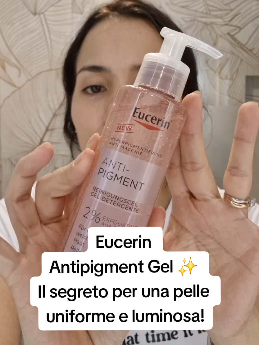 Vuoi ridurre macchie scure e imperfezioni?   Eucerin Antipigment Gel Detergente è la soluzione:   ✔ Formula con 2% AHA Complex   ✔ Purifica e leviga la pelle   ✔ Uniforma il tono cutaneo   ✔ Adatto a tutti i tipi di pelle   Trasforma la tua skin care routine e dona luminosità al viso 🌸   Disponibile ora su TikTok Shop 👉 Prendilo subito prima che finisca! @Atida eFarma  #Eucerin #SkincareRoutine #BeautyTips #PellePerfetta #beautyhacks 