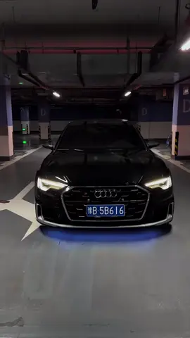 The car flashed the airplane lights #car #caraccessories #carmodification #carinteriorlight #fypシ 