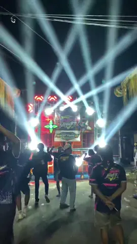 #newcreativeaudiojember #malanghoreg #karnavalmalang #malangkabupaten #karnavalsoundsystem 