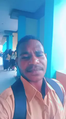 selamat ber aktifitas warga negara Papua 