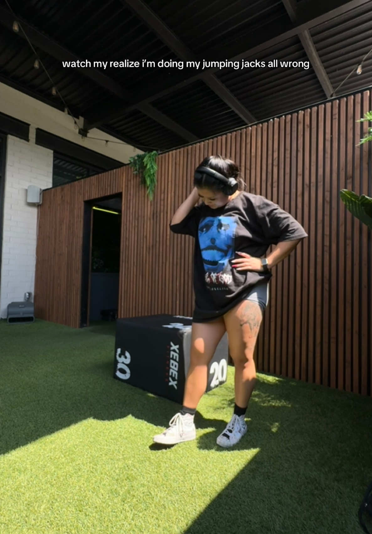 I tried to record my hiit cardio session after quad day & by the third round, my brain was frieeeeed 😭😭 #GymTok #hiit #fypシ 