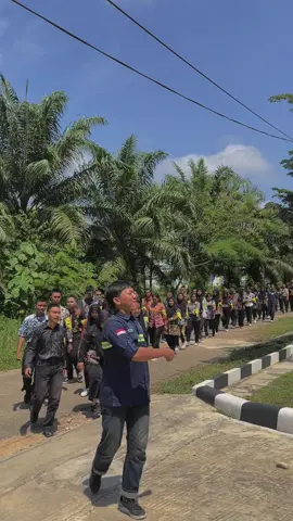 Selamat Datang Maba 2025. Bukan cuma batu yang keras, tekad kita juga. Salam tambang! 🤘#miarabentala #teknikpertambangan #gofightwin #hmtpunja 