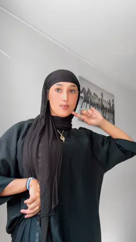 😀 nimanka swedan jogo in taliye ku jiro ba ilownay😀#somalitiktok #somalichallenge #somaligirls #somaligirls #somaligirls 
