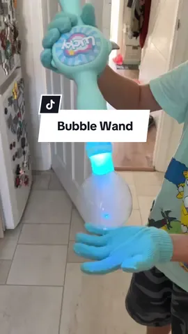 These are great fun! #bubblewand #bubblemaker #fogbubbles #kidstoys #bubblemachine 