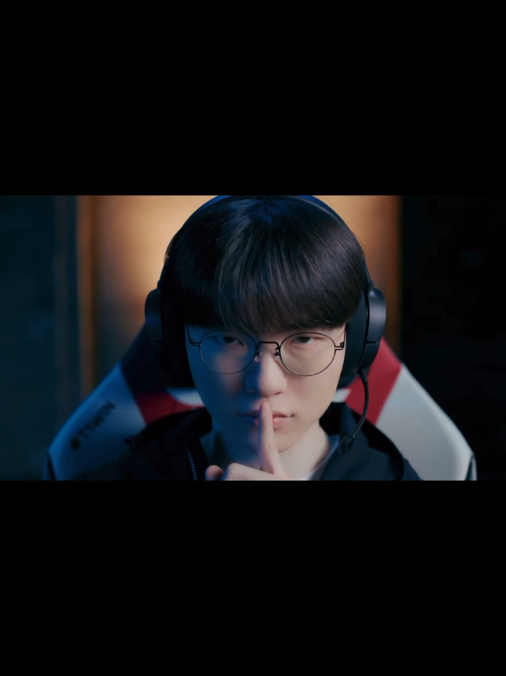 FAKER surprise appearance in Stray Kids' new music video 'CEREMONY' 🔥 #faker #straykids #ceremony #fypシ゚viral 