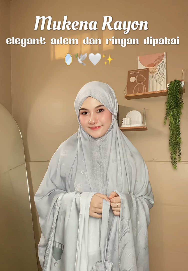 Mukena nya udah paket komplit bgt!cantik diliat ,nyaman dan adem dipakai,terus praktis dibawa juga 🤍#mukena #mukenarayon #mukenacantik #mukenaadem 