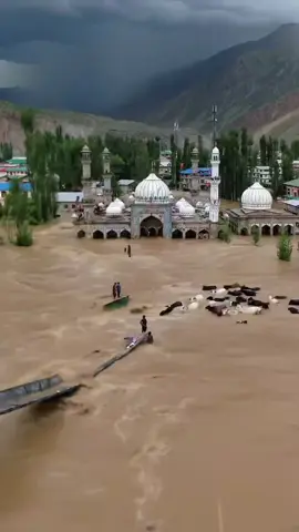 Heavy flood at Pakistani village KPK #viral #ai #foryou 