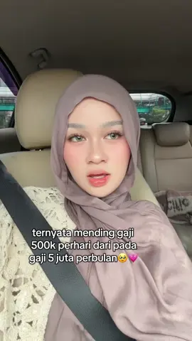 gen z dengan kesibukannya😭🙏🏻