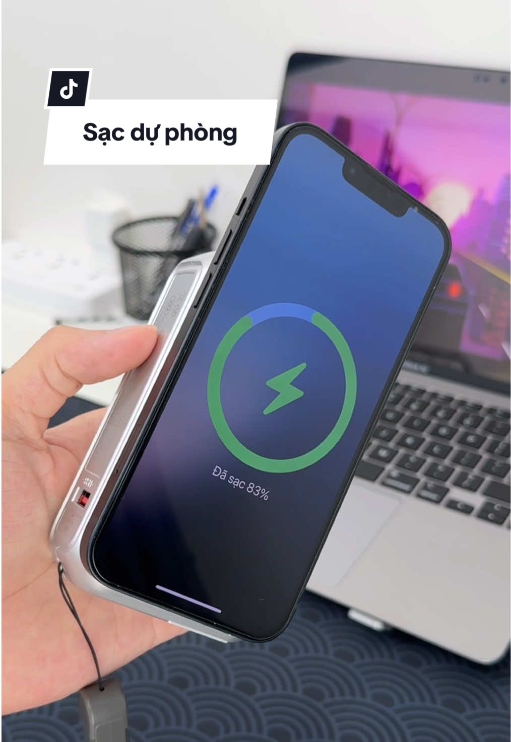Pin sạc dự phòng kiêm củ sạc đa năng, sạc không dây 15W, sạc có dây 22,5W #sacduphong #sacduphong20000mah #review #hangoriviuu #xuhuong 