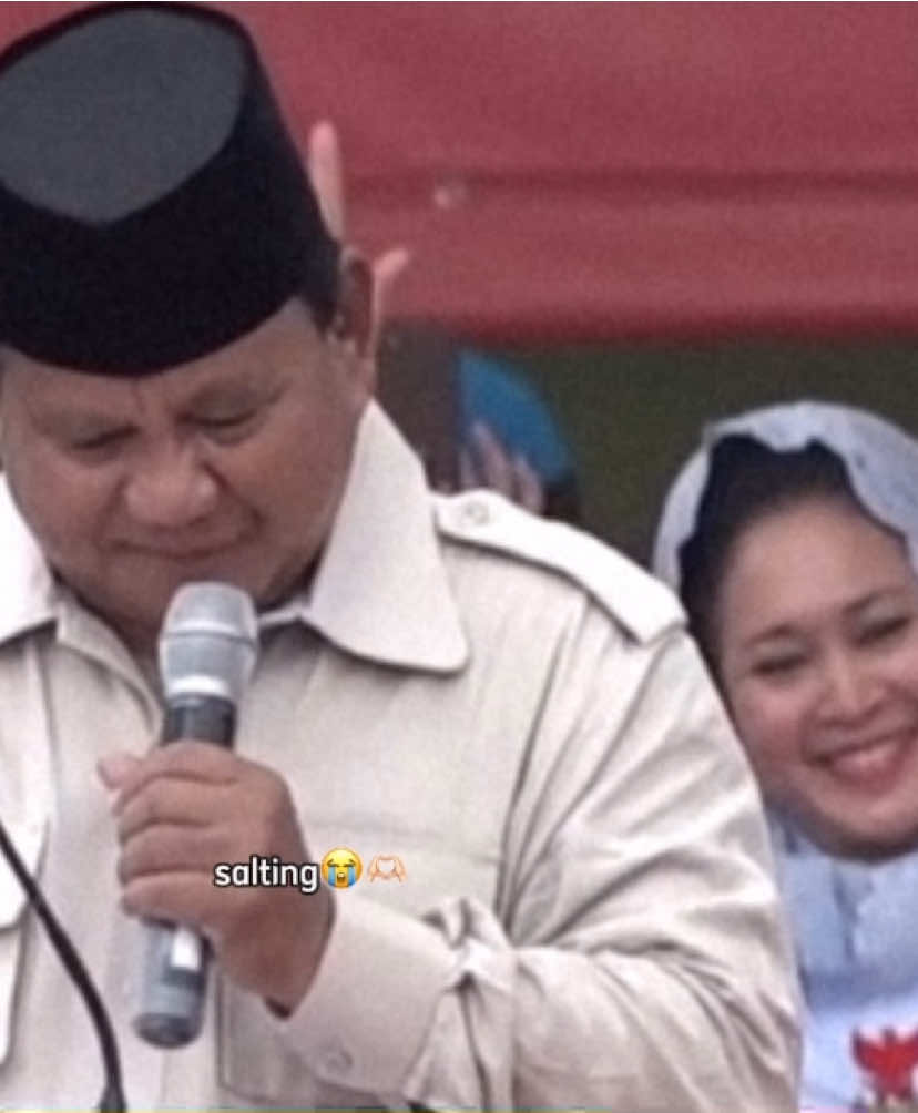 dunia milik berdua yang lain ngontrak😭🫶🏻 #titieksoeharto #prabowo #prabowosubianto #prabowotitiek #president #dprri #gerindra #fyp #fyppppppppppppppppppppppp #fypage #fypシ゚ #foryou #foryoupage #masukberanda #fypシ #fypシ゚viral 