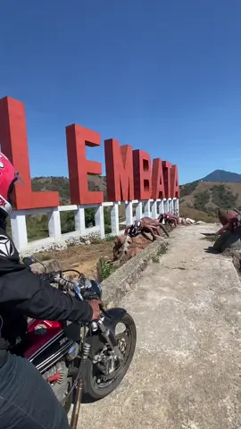 tidak ada yang lebih indah dari pada melihat diri sendiri kembali bahagia dan semangat🤞, permisi pulau lembata🇮🇩🙌 #cbindonesia #touring #exsplore #nttpride🏝🔥 #fyp 