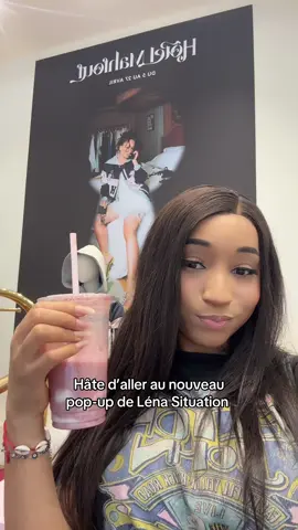 Qui l’a déjà fait ? 👀 #lenasituations #popup #parisienne #youtubeuse #hotelmahfouf 