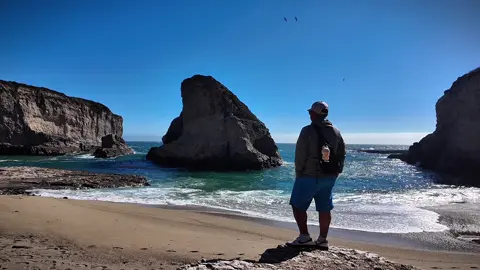 Koj yog tus zoo tshaj. #kojzootshaj #rinthoj #sharkfincovebeach #davenport #lilytushlub #hmoob #hmongfyp #hmongsong #californiacoast #beachvibes #labubu 