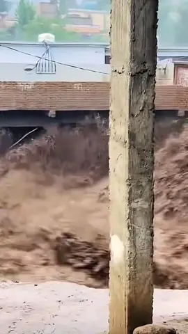 #foryou #foryoupage #viraltiktok #viralvideo #viral #500k #pakistan_flood786 