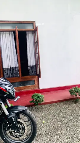 🥺❤️‍🩹💐#ns200bs7⚡️👁‍🗨#srilankan_tik_tok🇱🇰 #viralvideo♥️💨 #bikelife #viwes @>>N O V A _🤍🦋