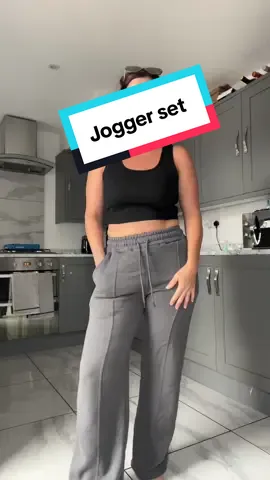 This will be great for the colder days the material is good!! #loungewear #outfit #fashion #2pieceset #clothes 
