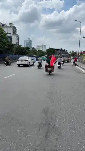 Cựu chiến binh Trần Văn Thanh “trốn vợ”đi xem diễu binh đã có mặt tại thủ đô Hà Nội.🥰🥰🥰#cuuchienbinh #tranvanthanh#hanoi#quockhanh#badinh