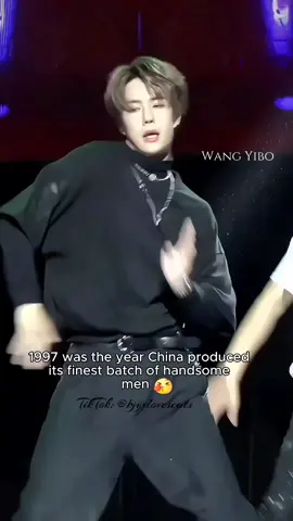Chinese actors born in 1997 are so good-looking! #wangyibo #tianxuning #cdrama #fyp #foryou 
