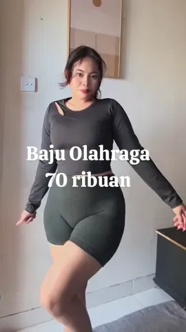 Baju olahraga tangan panjang cuma 70 ribuan, yuk gercepin #cekkerajangkuning #bajuolahraga #bajupadel #padeloutfit #gymoutfit 