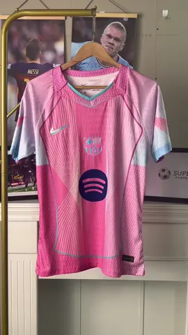 Barcelona 2025 special edition shirt pink player version#football #barcelona #lamineyamal #jersey 
