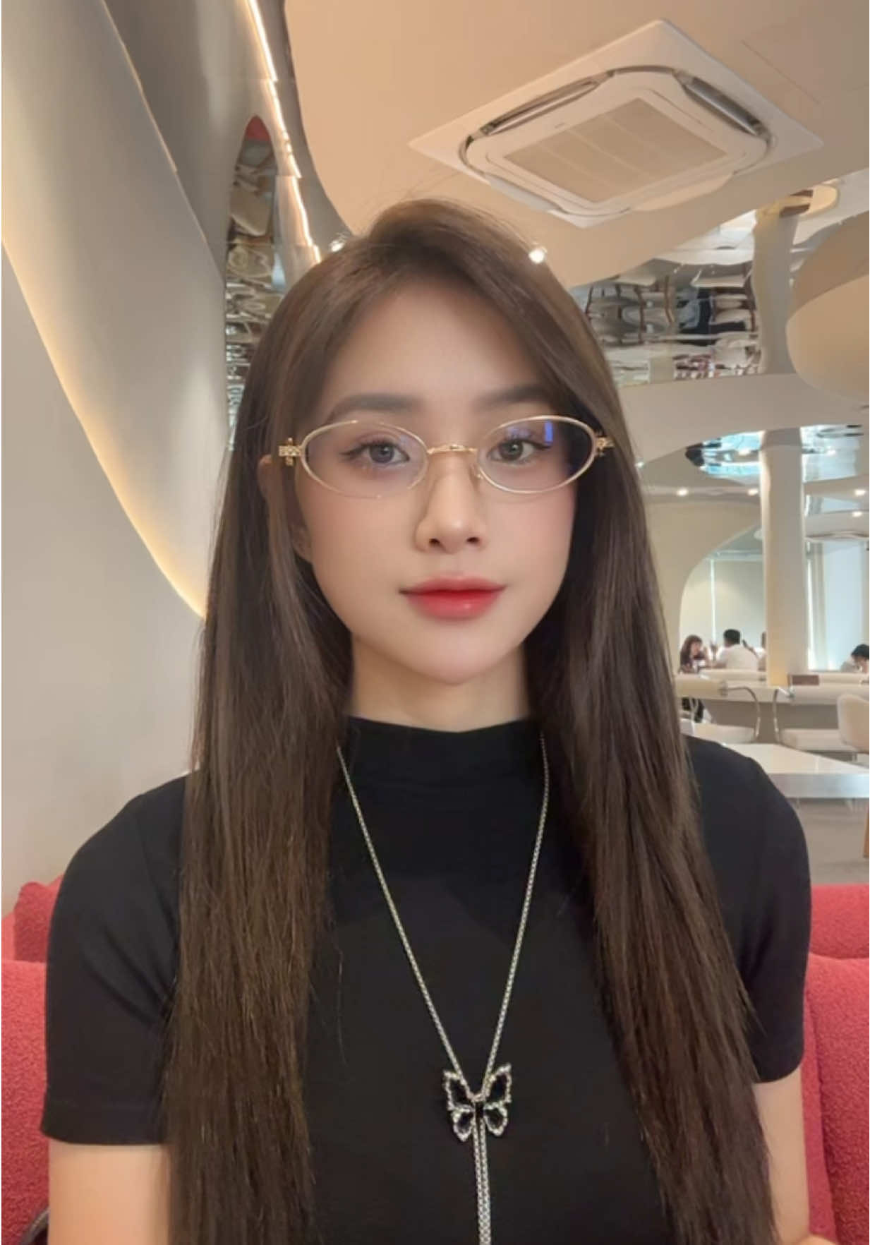 Con cá rô bỏ vô rô nghe rồ rồ
