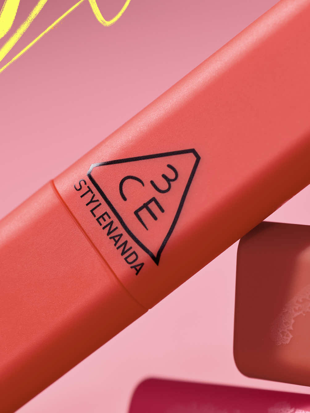 Every SKETCHSTICK shade looks perfect on Minji!🫢❤️ But what do you think her true personal color is? Drop the shade that suits her best in the comments! 1. # UNFOLDING ROSE 2. # ALREADY BOOKED 3. # SOFTLY SPOKEN 4. # SOFT CLAY 5. # ALWAYS ENOUGH 6. # HIGH STANDARD 7. # SILENT BLOOM 8. # BURNT ORANGE #3CE #SKETCHSTICK #SKETCHPLAYCOLOR #3CELIP #3CELIPSTICK