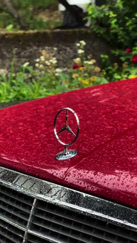 rainy days 🖤 #mercedesbenz #w202 #fyp #balkan #rain 
