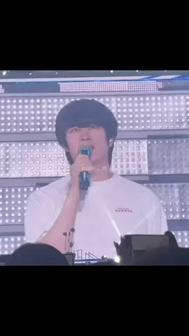 (soundcheck) KIM HEECHUL 💙💙  SS10 IN SEOUL  cr. on video #superjunior #suju #superjunior_elf 