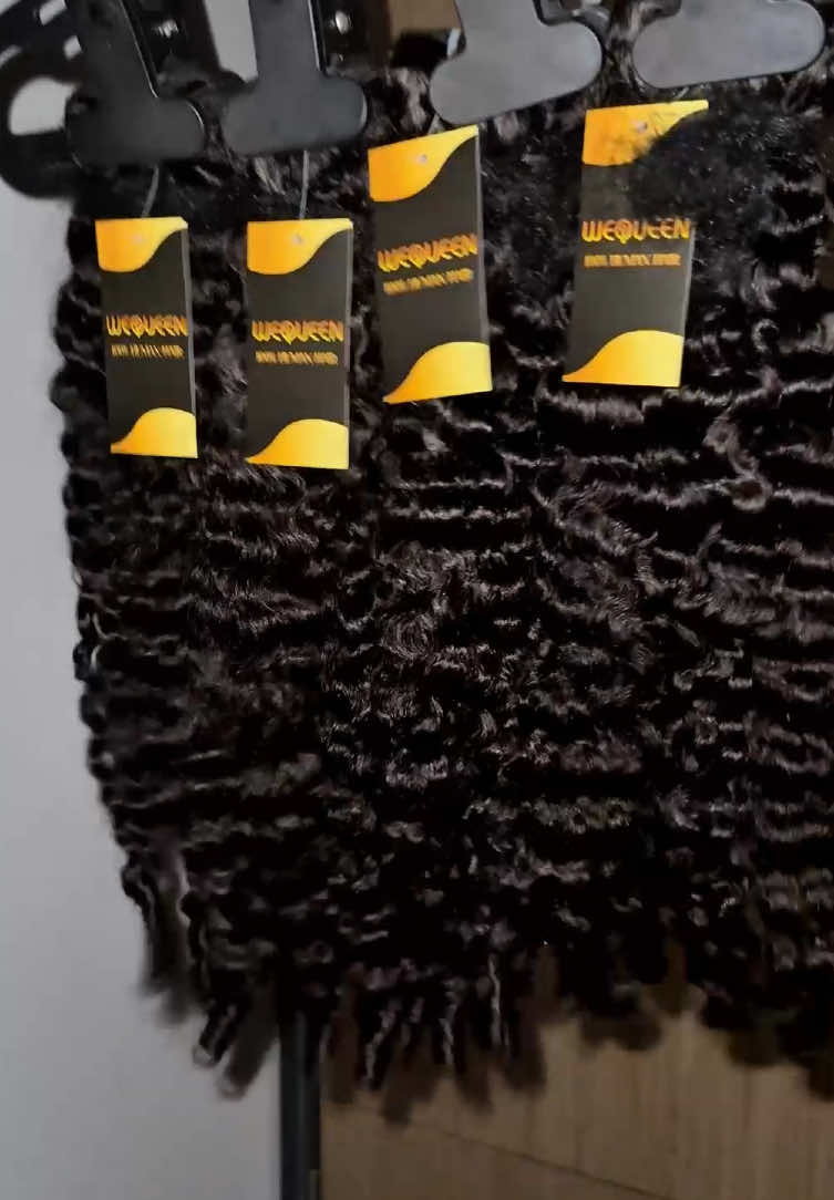 POV: I literally gasped when I saw this!!! #hairtok #viralhair #viralbundles #burmesecurly #tiktokshop #fyp #bundles #hair #we que en #dealsforyou #BlackTikTok #blackgirlmagic 
