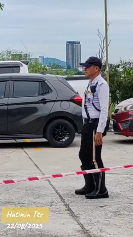 Tuan Yang Terutama yang di-pertua Negeri Sabah Tun Datuk Seri Panglima Dr Hj Musa Aman TYT SABAH. Menunaikan solat Jumaat di masjid AL-FALAH 