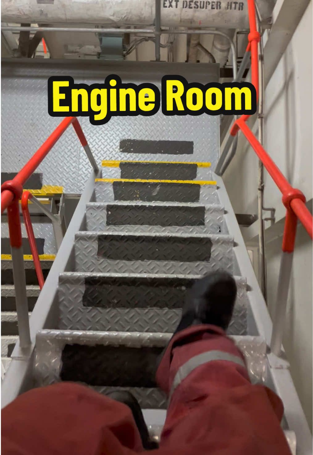 Ada apa aja sihh di #engineroom kapal LNG dengan main engine steam turbine?? #kapallng #steamturbine #pelautindonesia #lngcarrier  