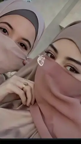 @ضوء.🌛قمر 🤍🥹