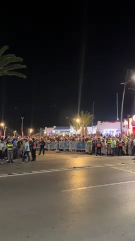 ساحة الكورنيش بمدينة المضيق تحتفي بعيد ميلاد عيد الشباب  صاحب الجلالة الملك محمد السادس/عيد نصره الله وأيده 🎊🇲🇦 21 غشت 