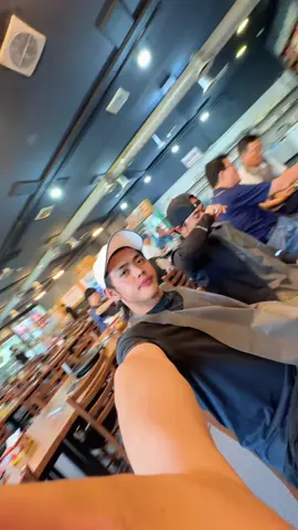 Numpang Lewat orang ganteng 😂😂😂 https://s.shopee.co.id/50P9RLAtiX #madurapamekasan♥️ #koreaselatan🇰🇷 #fyp 