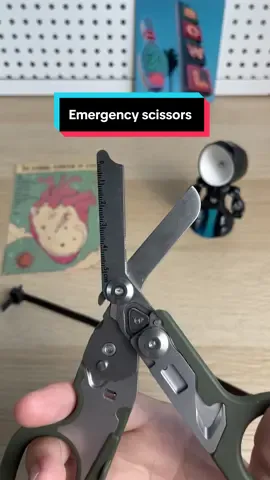 Emergency scissors ✂️ Now 9.99 limited time 🔥🔥@Faireach&Chiclew #foryoupage #fyp #camper #camping #campingequipment #emergency #scissors #tactical #cut 