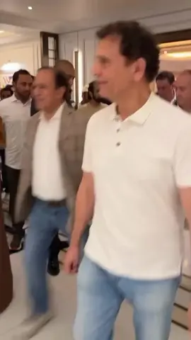 لندن🇬🇧 صاحب السمو الشيخ محمد بن راشد آل مكتوم نائب رئيس الدولة رئيس مجلس الوزراء حاكم دبي الشيخ حمد بن دلموك بن جمعة آل مكتوم معالي خليفة سعيد سليمان ‏ سعادة سلطان بن علي السبوسي سعادة عمير بن جمعة الفلاسي المدير العام للمكتب الخاص لصاحب السمو حاكم دبي سيف علي كليب الكتبي عبدالله بن مناحي ‏علي الصابري